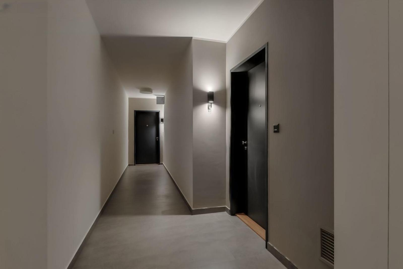 Holesovice Delight: Modern Comfort With A Twist In Prague 7 外观 照片