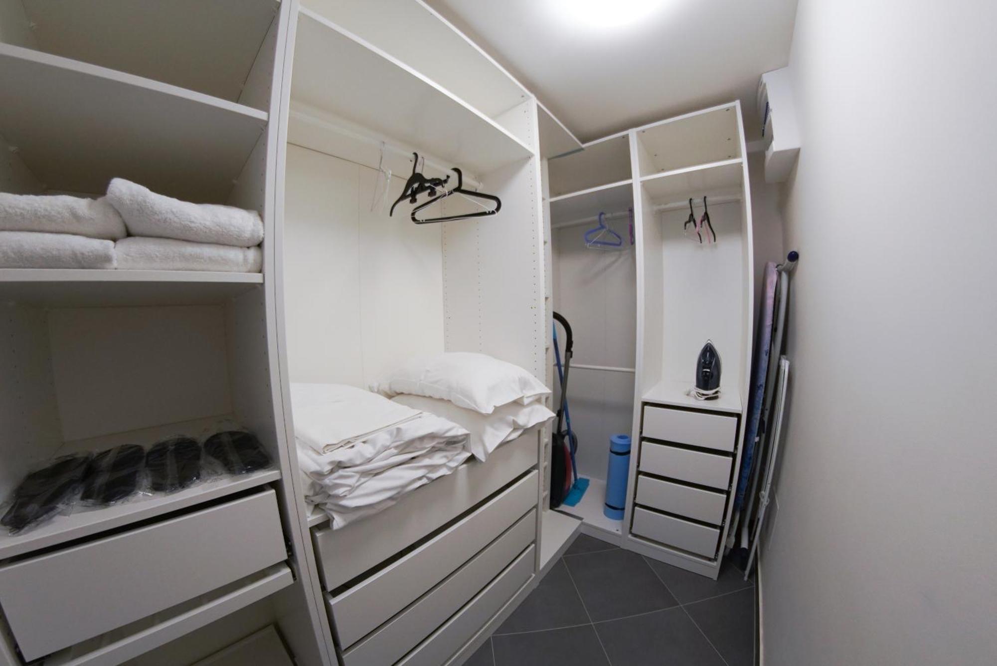 Holesovice Delight: Modern Comfort With A Twist In Prague 7 外观 照片